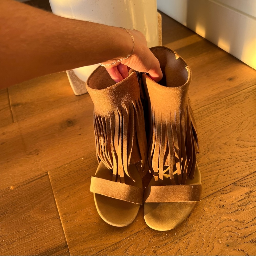 Revolve Fringe Wedges - image 1
